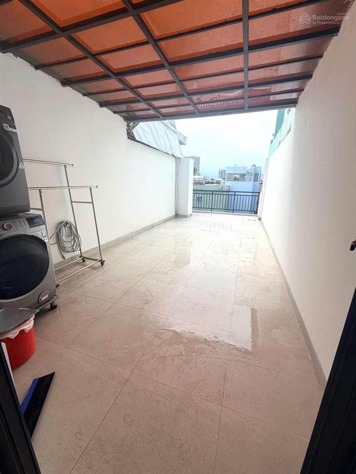 Bán nhà mới đẹp hẻm xe tải  mai xuân thưởng. 4 tầng lầu. 3.5m x 18m. nở hậu 7,6m. dtcn 90m.