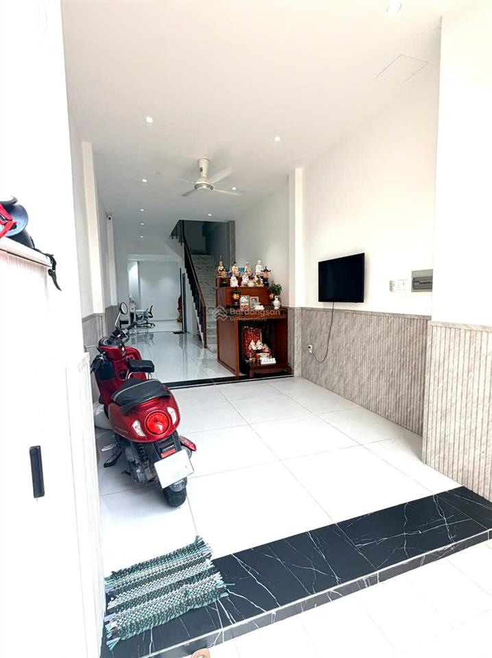 Bán nhà mới đẹp hẻm xe tải  mai xuân thưởng. 4 tầng lầu. 3.5m x 18m. nở hậu 7,6m. dtcn 90m.