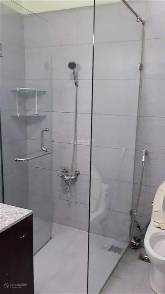 Cho thuê nhà sát mặt tiền đường trường chinh, p.4, tân bình. 3.3m x 16m | trệt + lầu. 2pn + 2wc