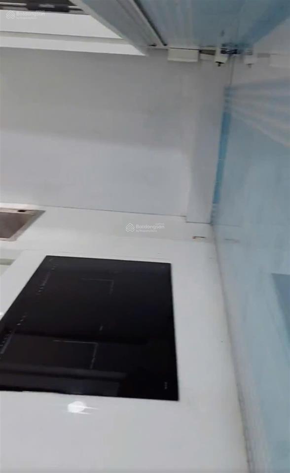 Cho thuê nhà sát mặt tiền đường trường chinh, p.4, tân bình. 3.3m x 16m | trệt + lầu. 2pn + 2wc