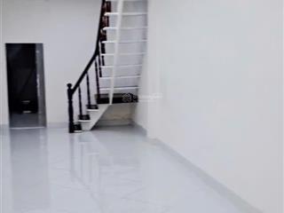 Cho thuê nhà sát mặt tiền đường trường chinh, p.4, tân bình. 3.3m x 16m | trệt + lầu. 2pn + 2wc