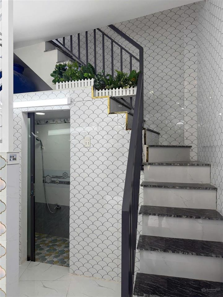 Nhà nhỏ xinh mới đẹp  đường lưu hũu phước, p15, q8  4m x 5m. lửng, 1 lầu. 1,38 tỷ