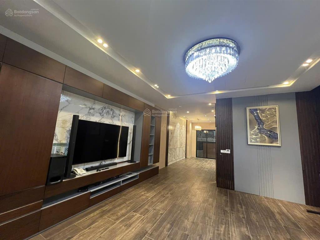 Cần tiền bán gấp căn liền kề thạch thảo 2 .   985164052