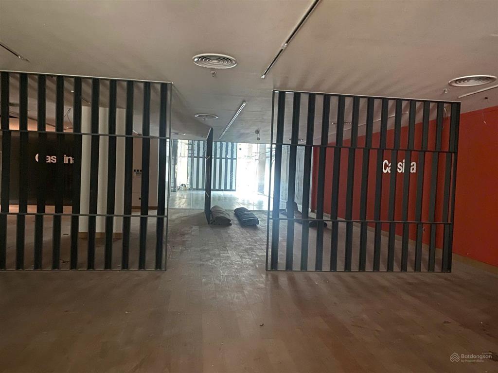 Bql tòa nhà tplace cho thuê mặt bằng vp tầng 2 rộng hơn 800m2 (có chia nhỏ).  bql 0902 197 ***