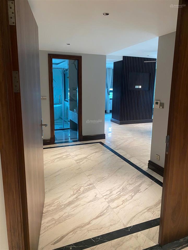 Bql tplace hàng bài mở bán căn hộ siêu vip  510m2(có hỗ trợ chia nhỏ).  xem căn hộ 0902 197 ***