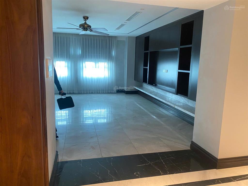 Bql tplace hàng bài mở bán căn hộ siêu vip  510m2(có hỗ trợ chia nhỏ).  xem căn hộ 0902 197 ***