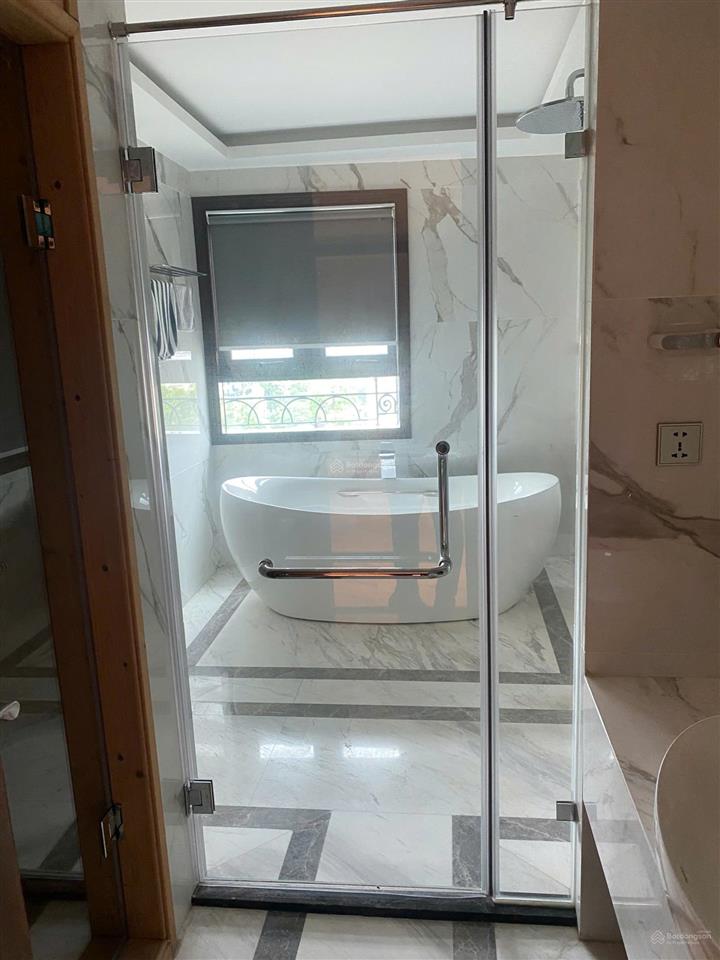Bql tplace hàng bài mở bán căn hộ siêu vip  510m2(có hỗ trợ chia nhỏ).  xem căn hộ 0902 197 ***
