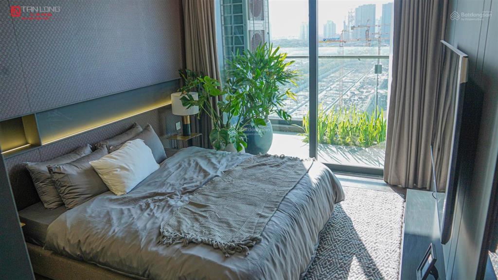 Bql tòa sunshine golden river cần chuyển nhượng căn hộ vip  264m²  tầng đẹp, view trong sông hồng
