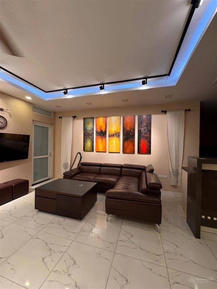 Chính chủ thiện chí cần bán căn hộ 101,4m² eurowindow trần duy hưng.  xem nhà 0902 197 ***