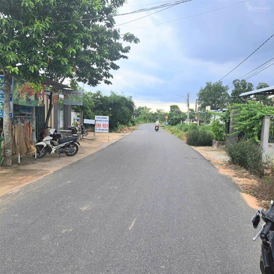 Bán siêu phẩm 3mt đường trục chính suối nhum đặng xuân bản trung tâm hắc dịch,dt7.1x23 giá 1.75ty