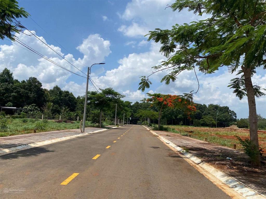 Bán lô đất đường nhựa 15m,ngay sát hồ mát mẻ p.hắc dịch phú mỹ,dt5x42 giá 1.050ty quá rẻ