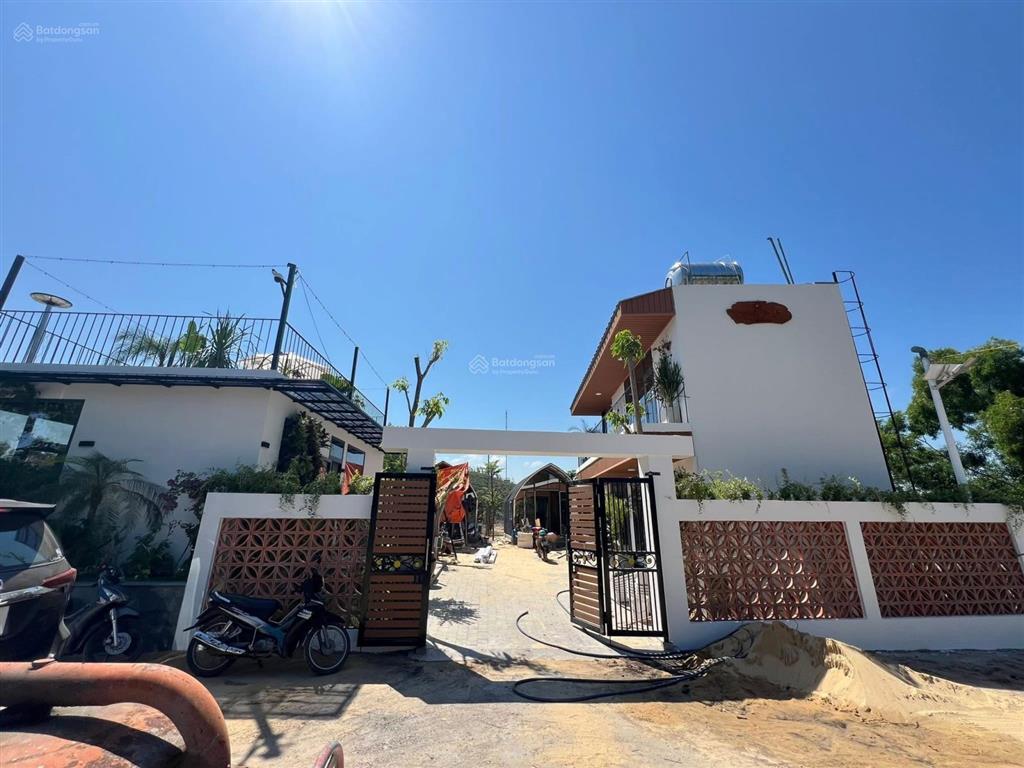 Bán 424.9 m2 đất full thổ cư cách biển bãi choi và khu du lịch hòn yến, phú yên tầm 300 mét