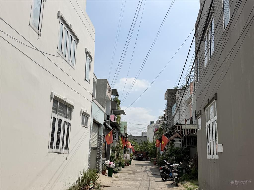 Bán đất thổ cư 61m2 đường xe hơi  giá tốt  dân cư an ninh dân trí cao  không ngập