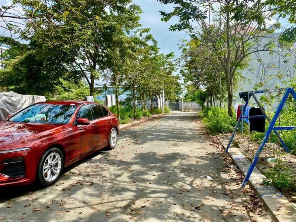 Bán đất tại hẻm 432, nguyễn xiển, long thạnh mỹ, 3,33 tỷ, 50,4m2, hàng hiếm