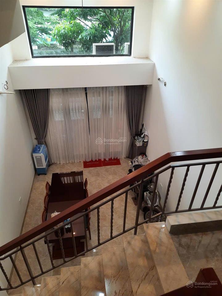 Chính chủ bán nhà view công viên mặt tiền hà huy giáp ngay ngã tư ga