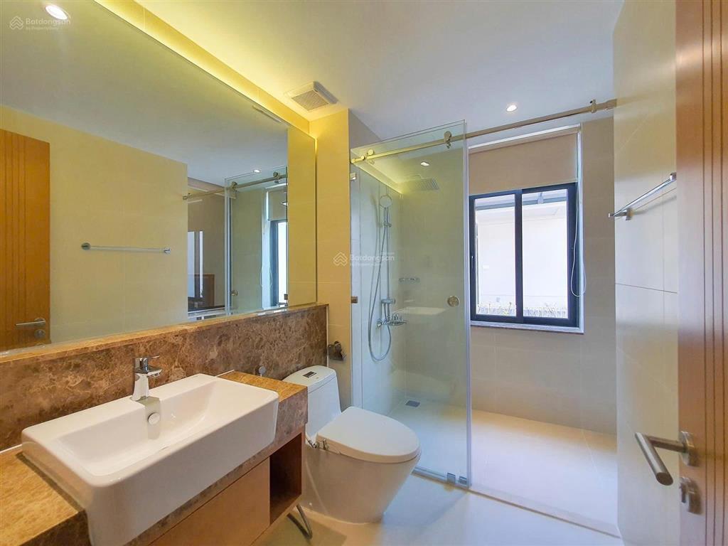 Btlk cam ranh mystery villas  bãi biển đẹp nhất thế giới và rất gần ngay sân bay cam ranh.