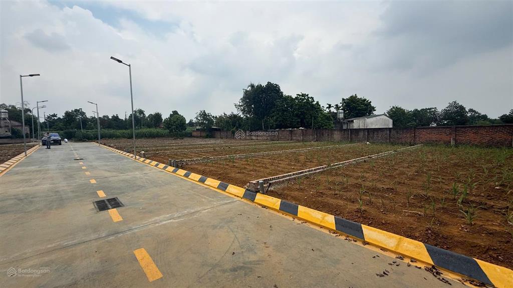 Bán đất mặt hồ đồng mô, sơn tây 2 tỷ 110m2 mặt tiền 6m, ngõ 6m đẹp bao phí