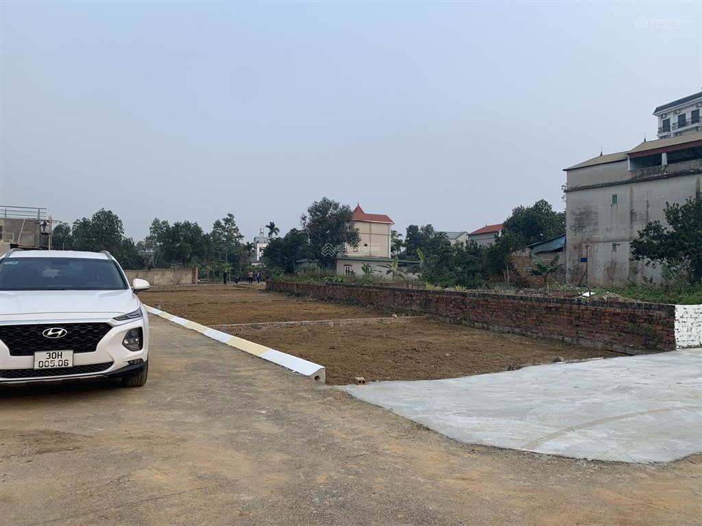 Bán đất đẹp tại đường tân xã, 36 triệu/m2, 100m2, cách fpt 3 phút, đang cho thuê tốt