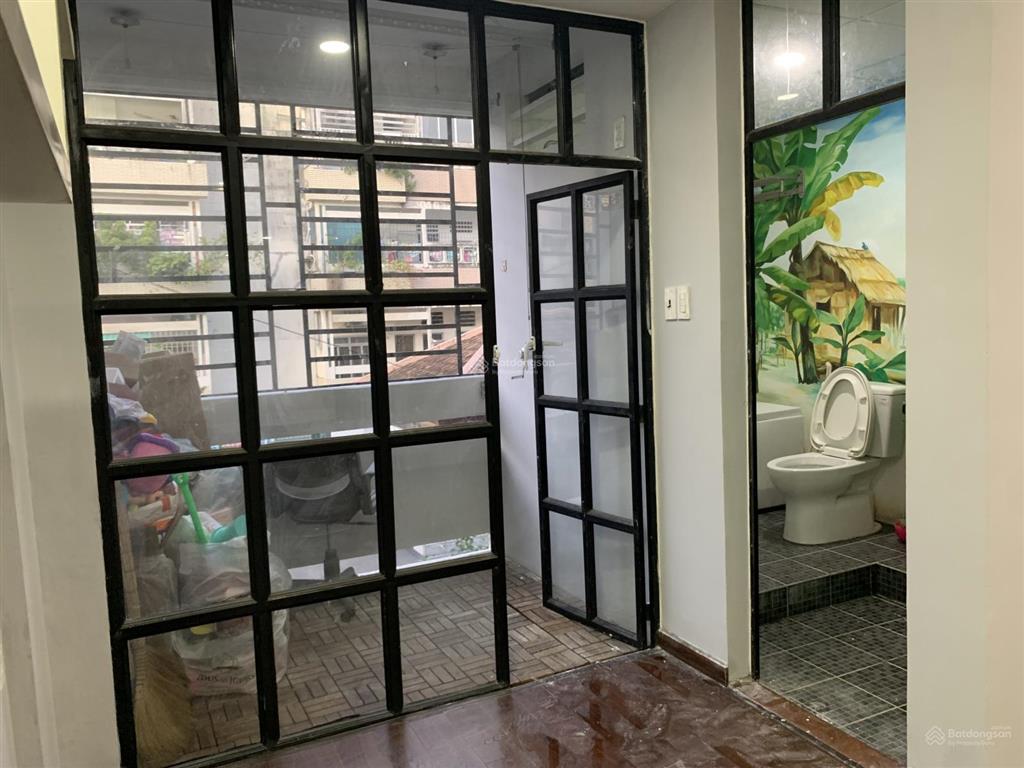 Bán căn hộ thiết kế studio 50m2, 1pn, 1wc, chung cư b3, 2,5 tỷ, hcm