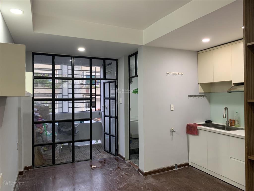 Bán căn hộ thiết kế studio 50m2, 1pn, 1wc, chung cư b3, 2,5 tỷ, hcm