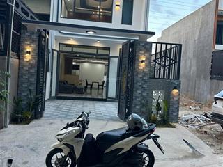 Bán nhà lầu lửng xây mới 100% chưa sử dụng, ngay kcn mỹ phước 3