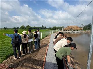 Đất vườn view sông lớn, cách sg chỉ 45', giá siêu rẻ 2tr/m2