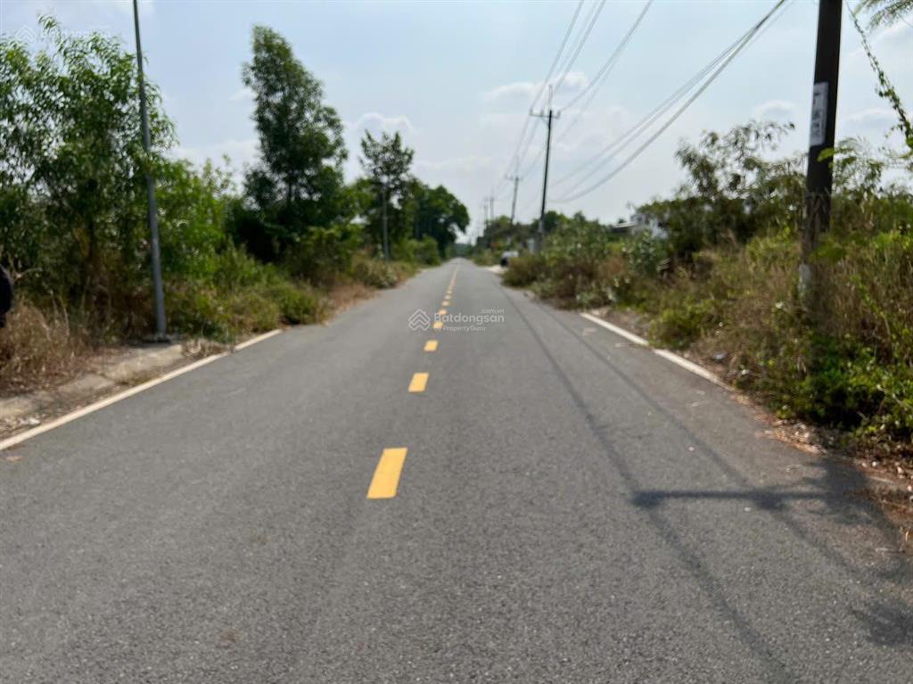 Bán lô đất gần ngay đường nguyễn thị lèn, dt 4100m2, còn đất lúa, xã trung an