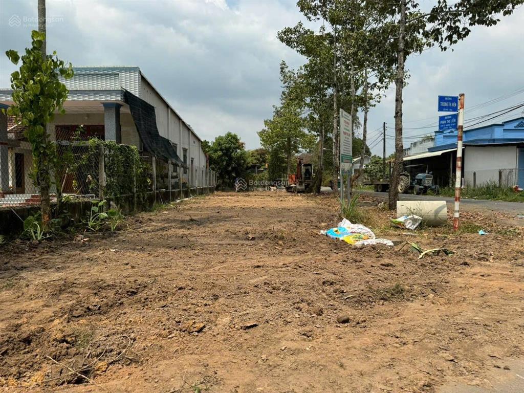 Bán lô đất góc 2 mt đường trương thị kiện, dt 198m2, có 120m thổ, kdc hh, xã thái mỹ
