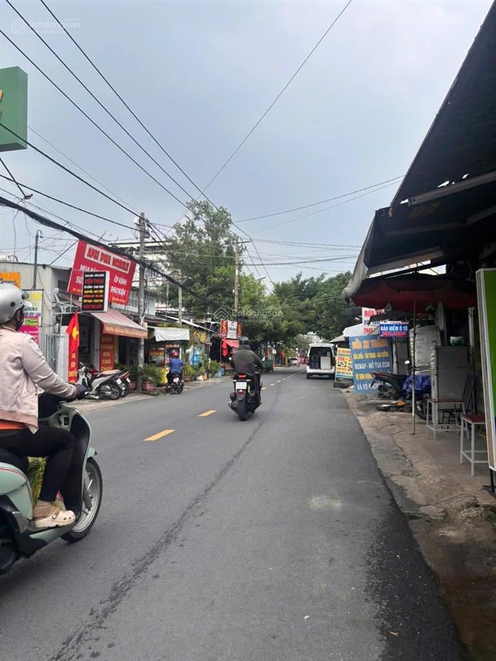Cho thuê nhà mặt tiền lớn 300m2 đường ttn 01, phường đông hưng thuận (gần bến xe an sương)