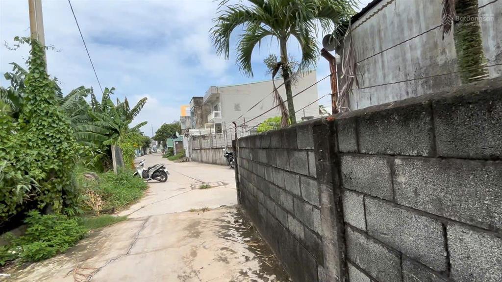 Bán đất mặt tiền đường tân hiệp 30 nối dài, 119m2 full thổ cư, hóc môn