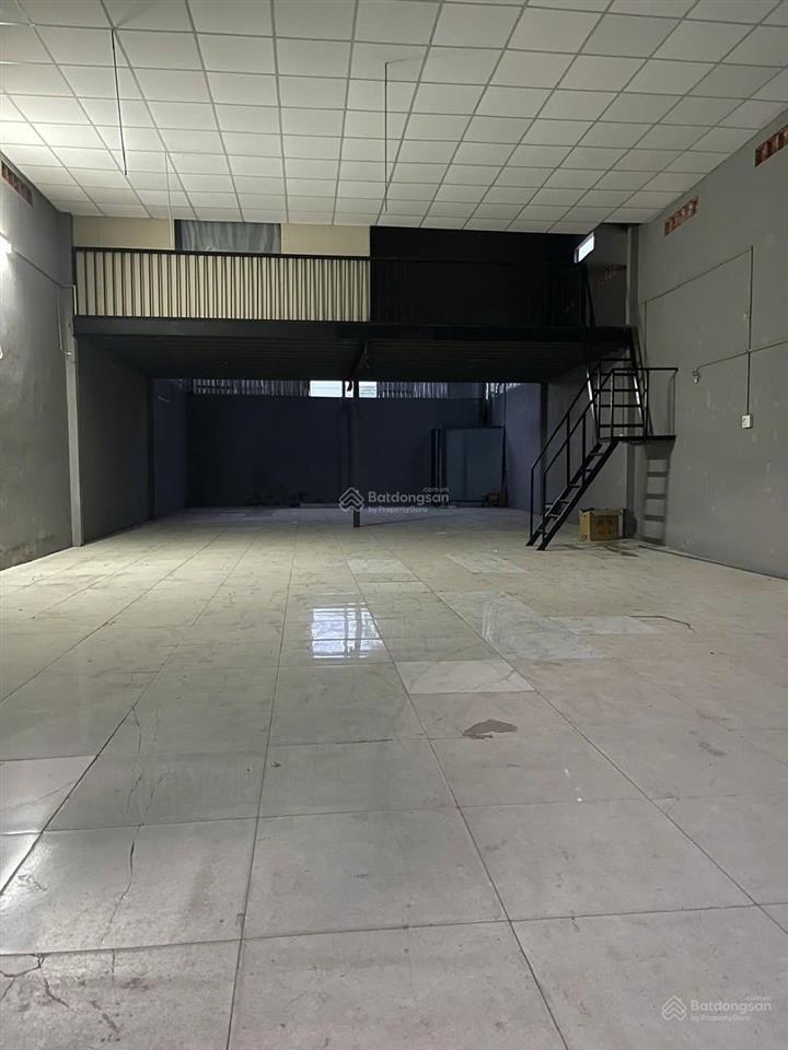 Cần bán kho xưởng 1 sẹc ngắn đường mỹ huề, diện tích 8m x 25m, tổng 202m2, full thổ, xã bà điểm
