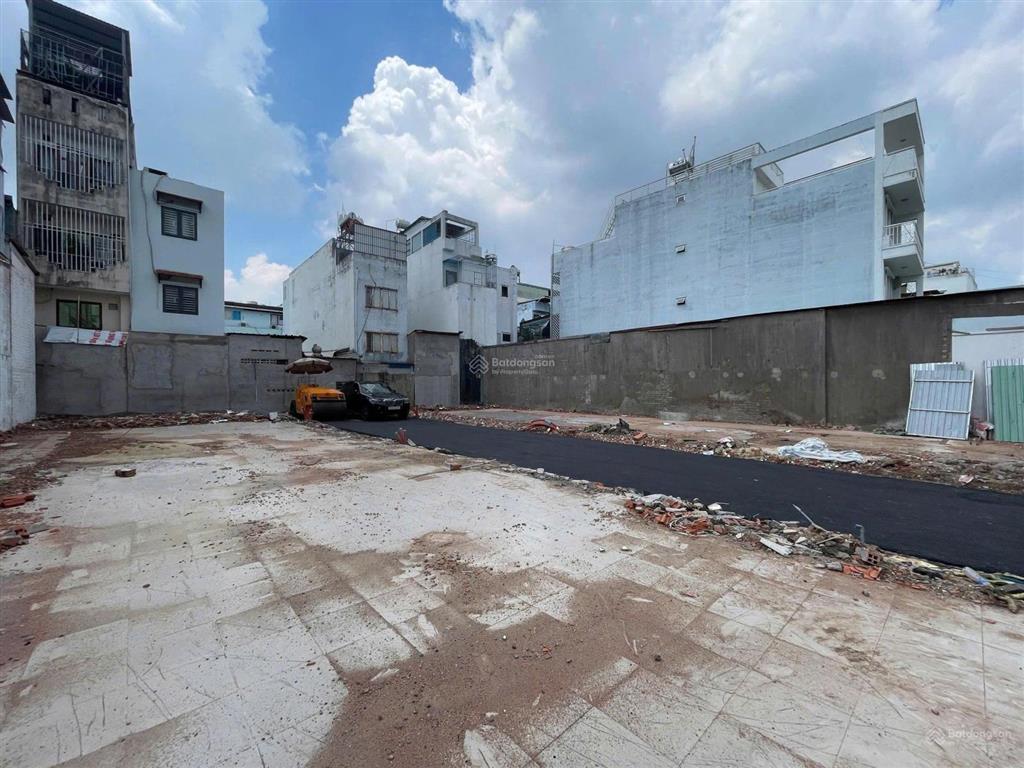 2 lô đất khu đồng bộ chỉ 20m ra mặt tiền quang trung