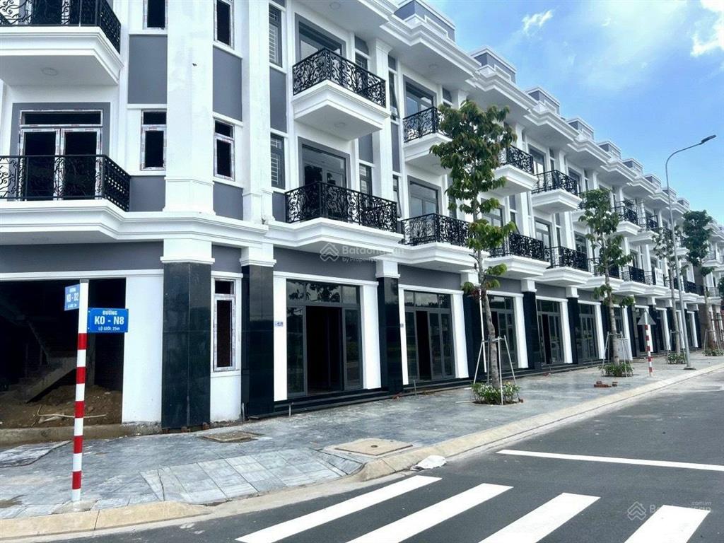 Sổ hồng trao tay century city sân bay long thành, tc 100% hỗ trợ vay 70%  0936 633 ***