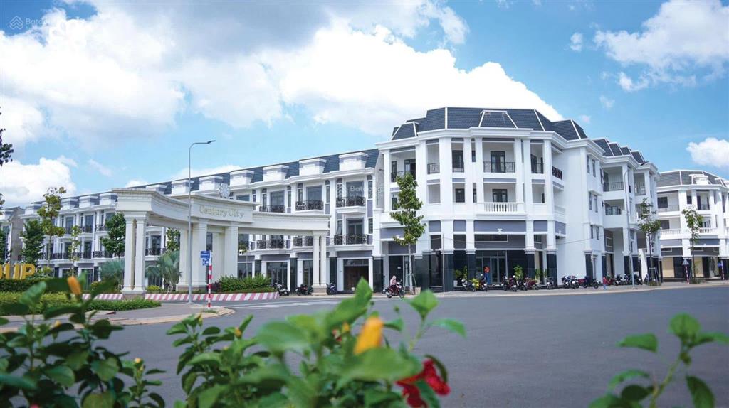 Bán đất vị trí vàng sổ hồng trao tay century sân bay long thành ngân hàng cho vay 70% 0936 633 ***