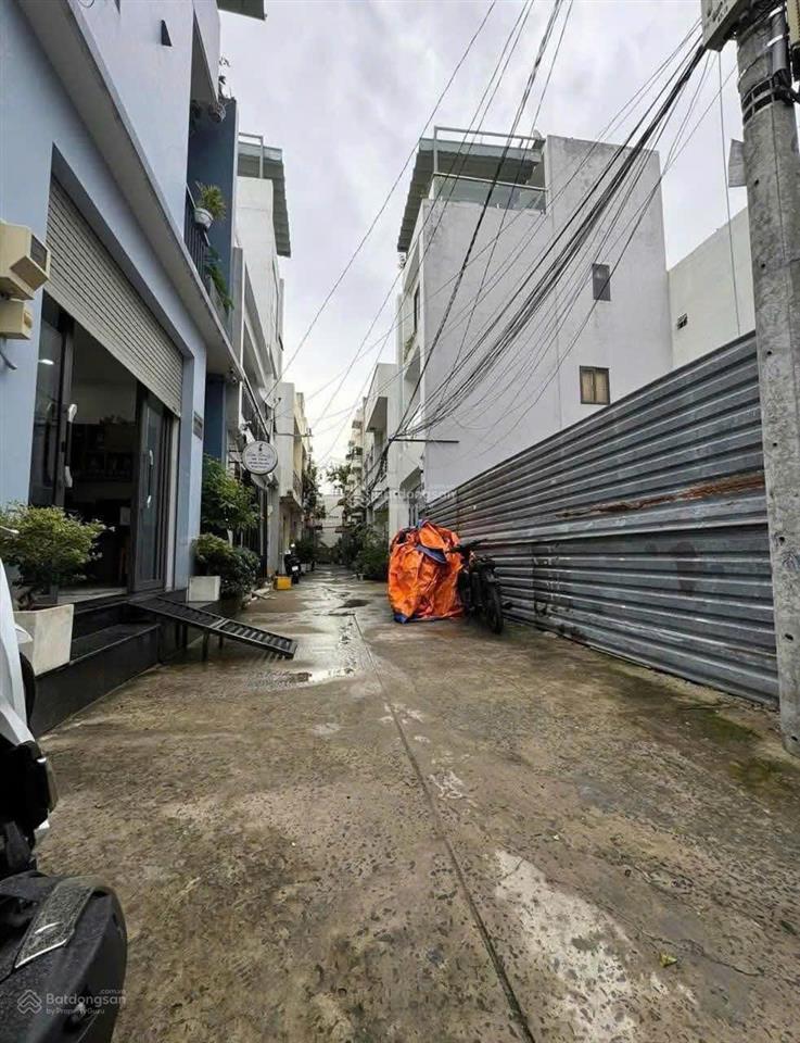 Đất trống 5m x 8m cn 40m2 hẻm 115 phạm hữu lầu q7 giá tốt 3ty2