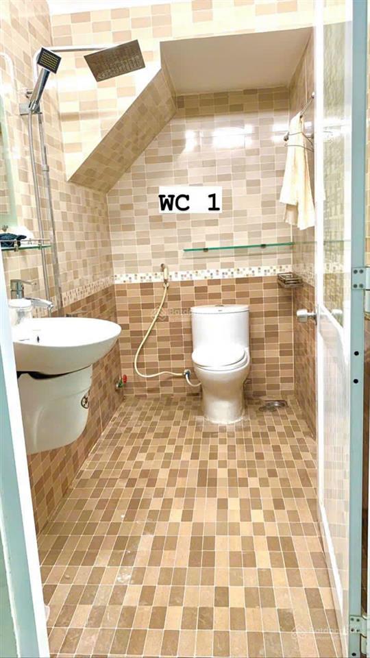 Nhà hẻm 88 nguyễn văn quỳ 4x18m 1 lầu 3 pn 2 wc nhà rộng rãi, thoáng mát