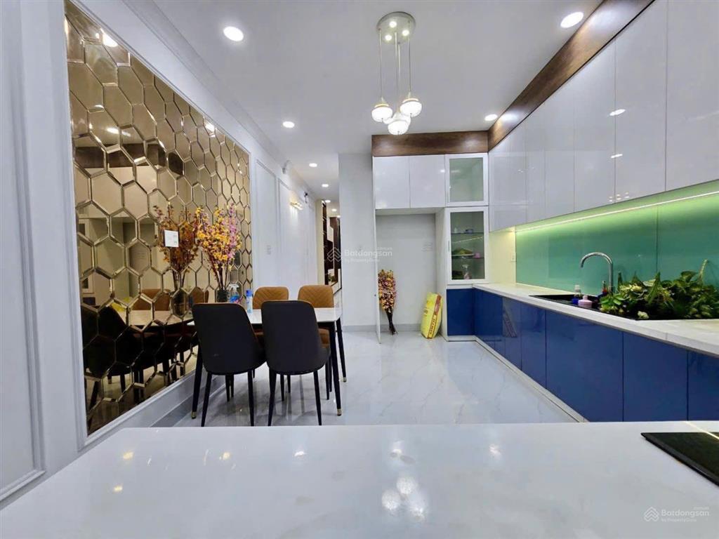 Nhà 4 tầng full nội thất mới đẹp vào ở ngay đường nguyễn văn quỳ, quận 7
