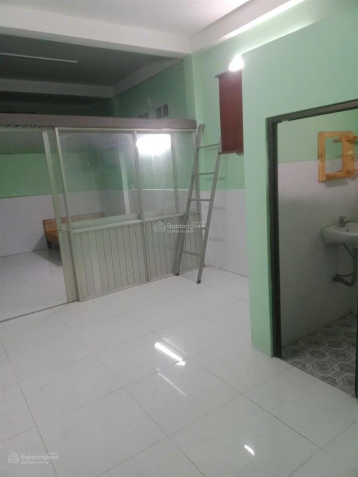 Chủ cần bán gấp nhà 4,1m x 23m xd 1 lầu hẻm thẳng 1 sẹc sát bên nhà thờ thuận phát q7