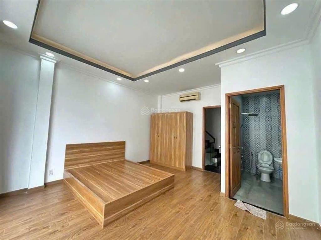 Nhà hxh 4 tầng 4pn 5wc đường lê thị chợ ngay lacasa hoàng quốc việt