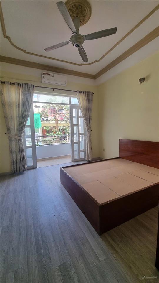 Nhà 4x20 3 tầng hxh lâm văn bền, q7 khu cao ráo không ngập nước