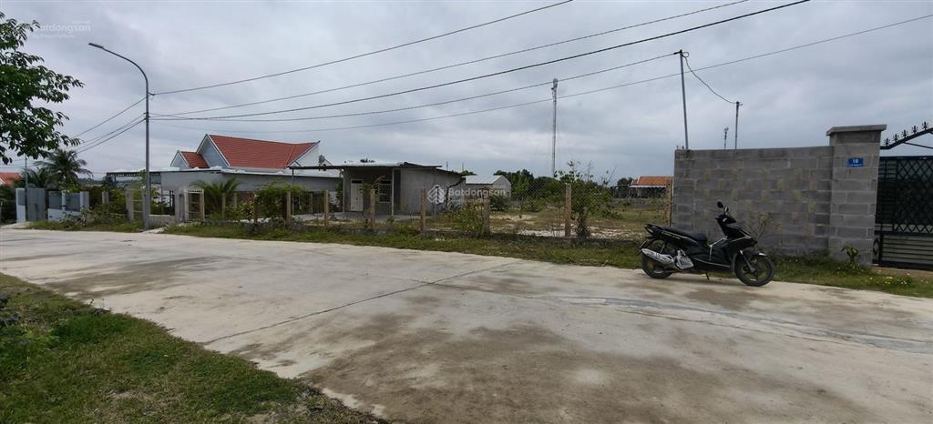 Đất biển nằm ngay khu trung tâm du lịch dốc lết