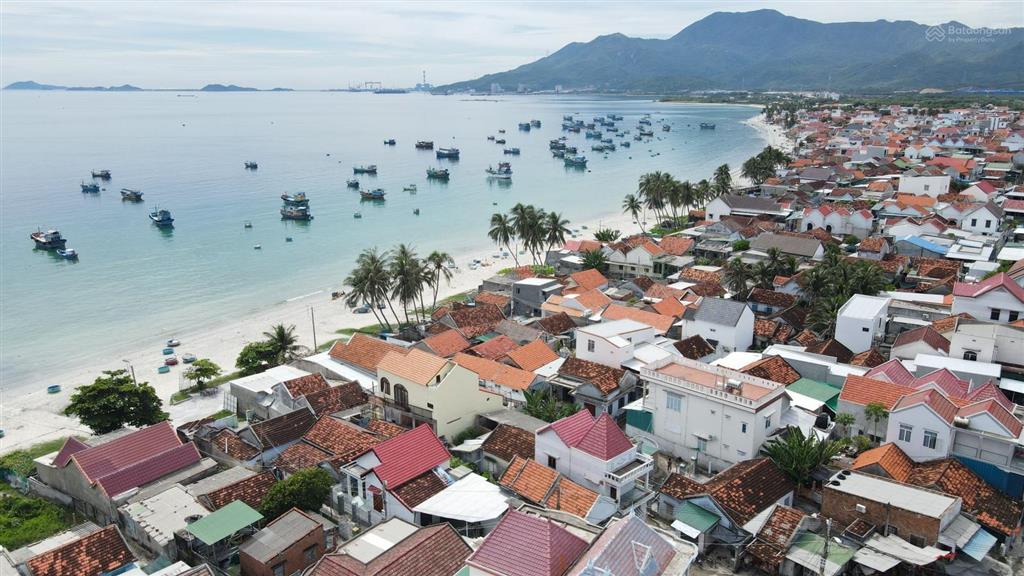 Đất biển dốc lết trung tâm phường ninh thủy cách biển 500m