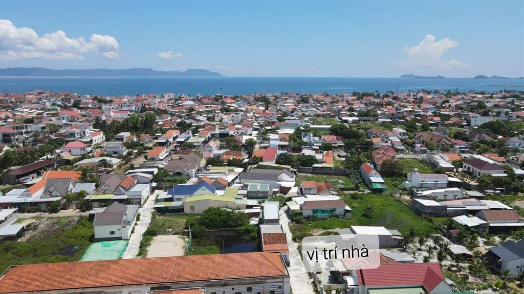 Đất biển dốc lết trung tâm phường ninh thủy cách biển 500m