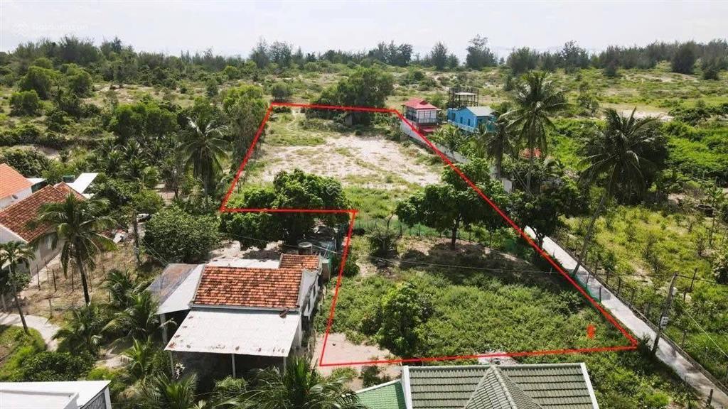 Đất ven biển dốc lết ngay khu trung tâm du lịch