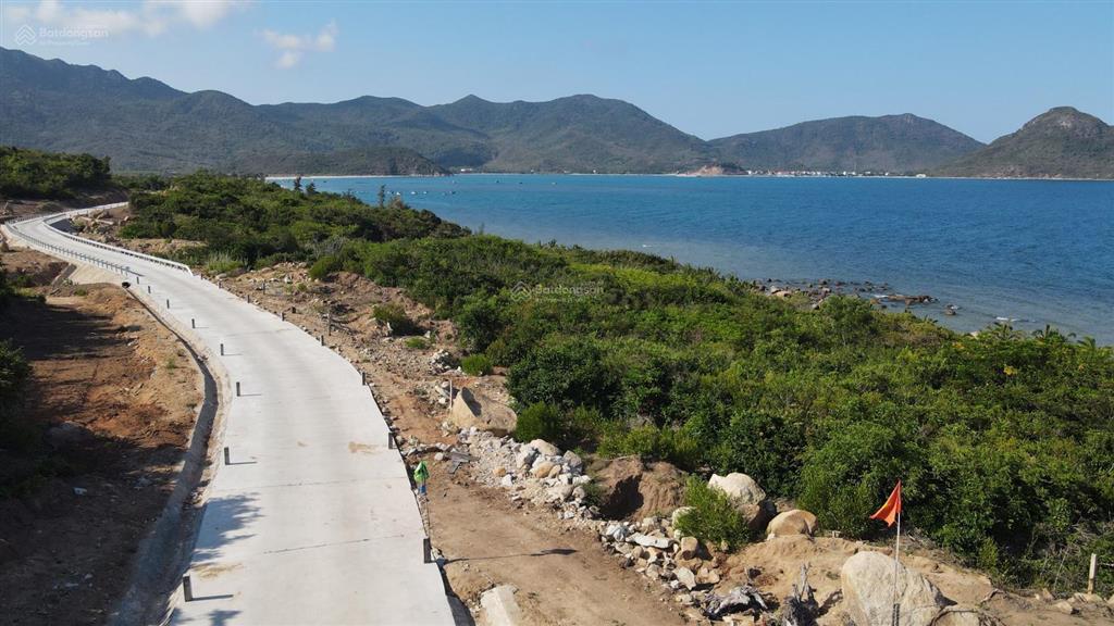 Đất view mặt biển vịnh ninh vân