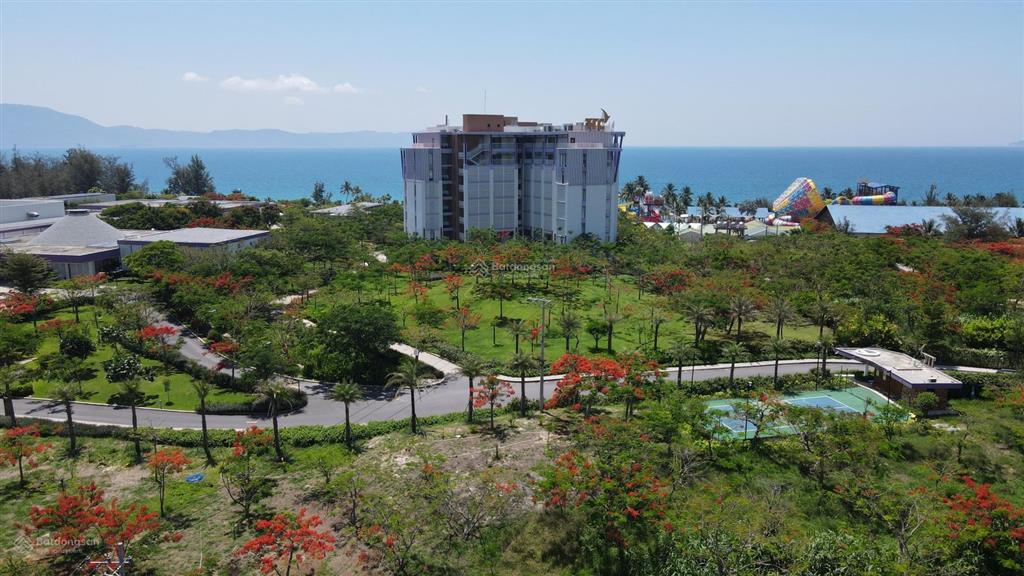 Bán đất đối diện khu nghỉ dưỡng du lịch ttc vân phong bay dốc lết