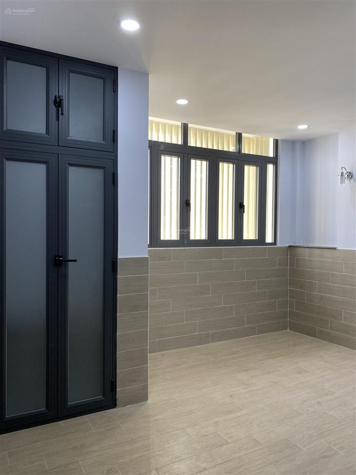 Cho thuê phòng trọ giá 5,4 triệu, 28m2 tại nguyễn đình chiểu, p. 5, q. 3, hcm
