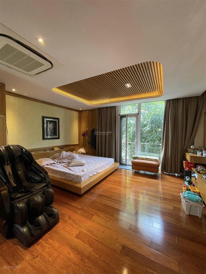 Cho thuê chung cư 17t4 hoàng đạo thuý lô góc 2 ban công 160m 3 ngủ 3wc nội thất mới giá 20tr