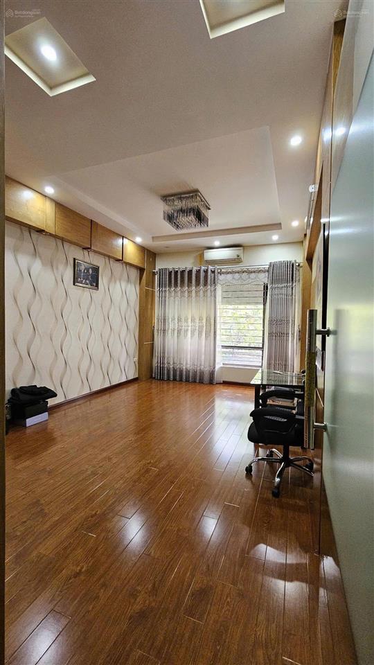 Cho thuê biệt thự mới đẹp giá như cho kdt trung văn. dt 120m x 4 nổi 1 hầm, mt 8m giá 26tr