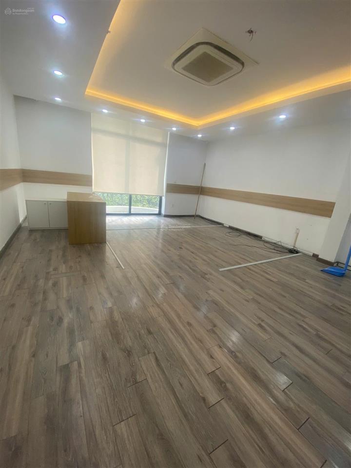 Cho thuê nhà mới tinh hiện đại ngõ ô tô tránh kim mã, ba đình. dt 80m x 5t, mt 5,5m. giá 30tr